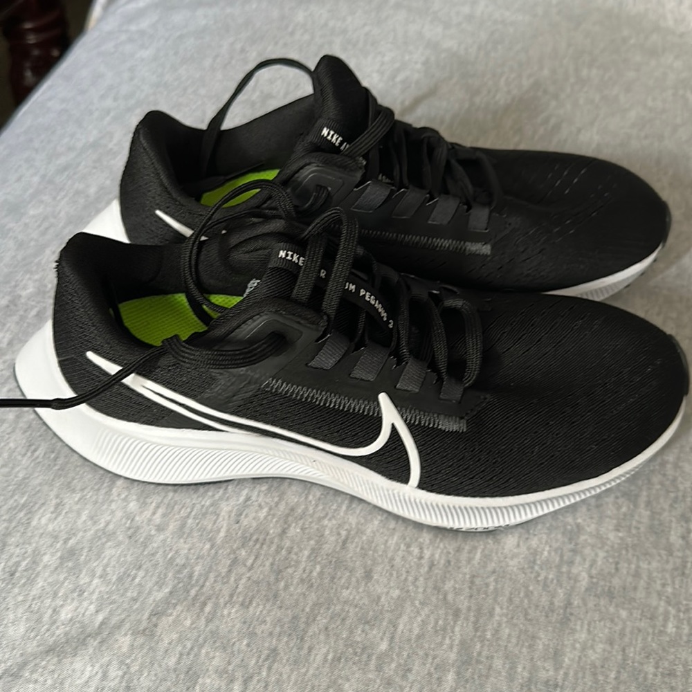 Nike Women’s Air ZoomPegasus 38 Running